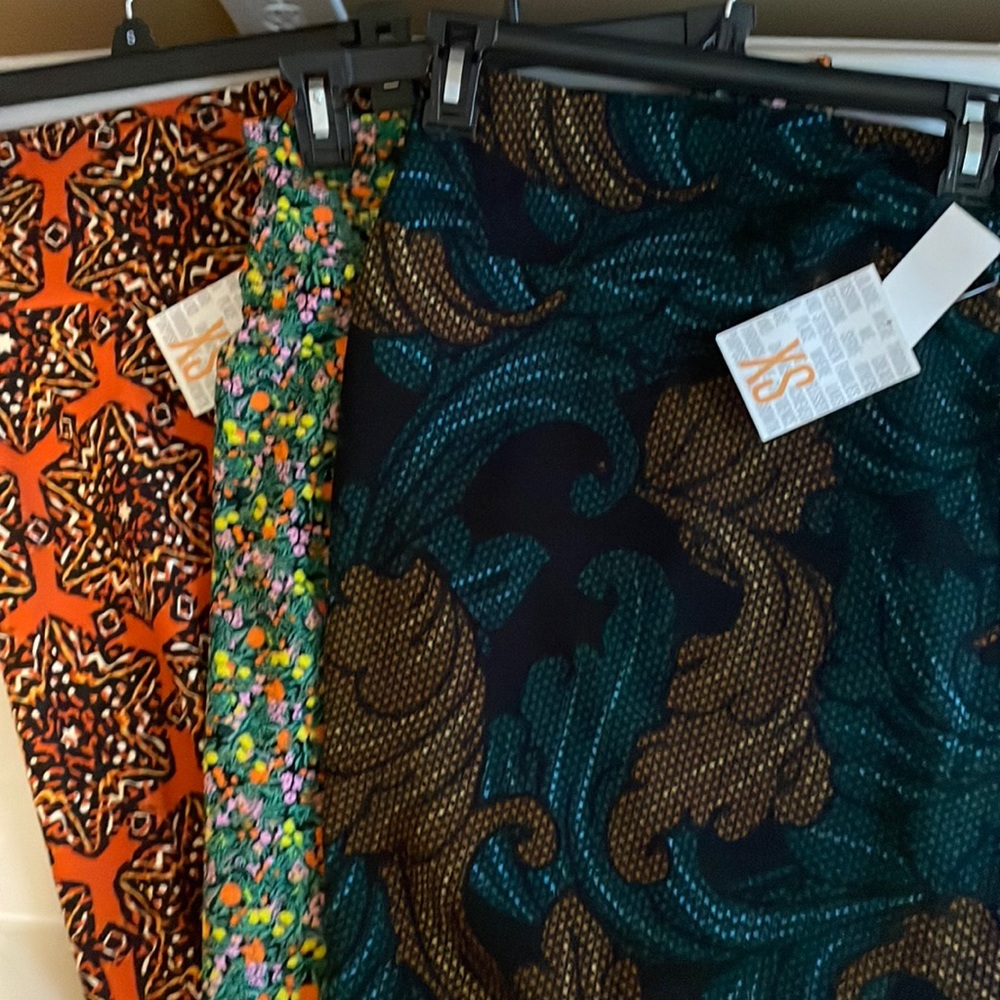3 LulaRoe XS Cassie’s Pencil Skirts